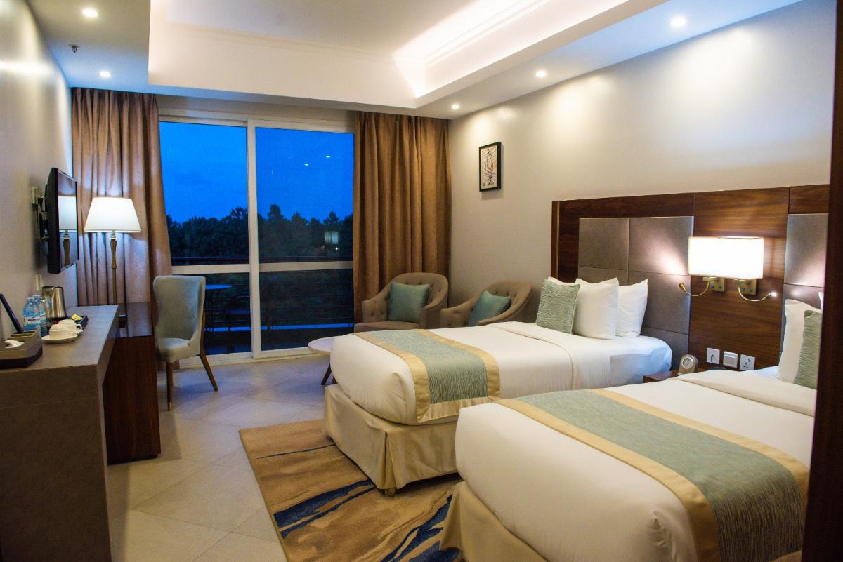 Double Deluxe Room